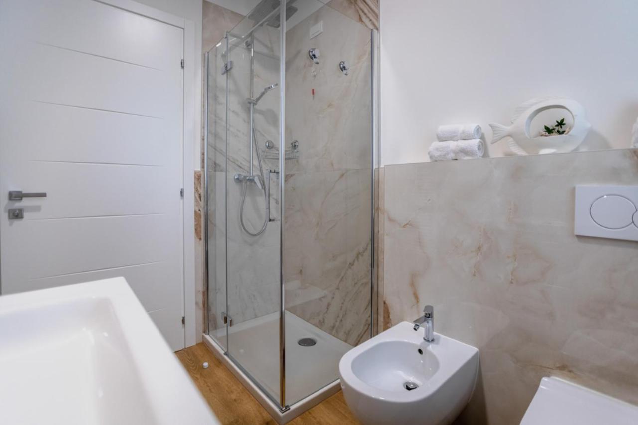 B&B Quattro Stagioni Charme And Wellness Besnate 外观 照片