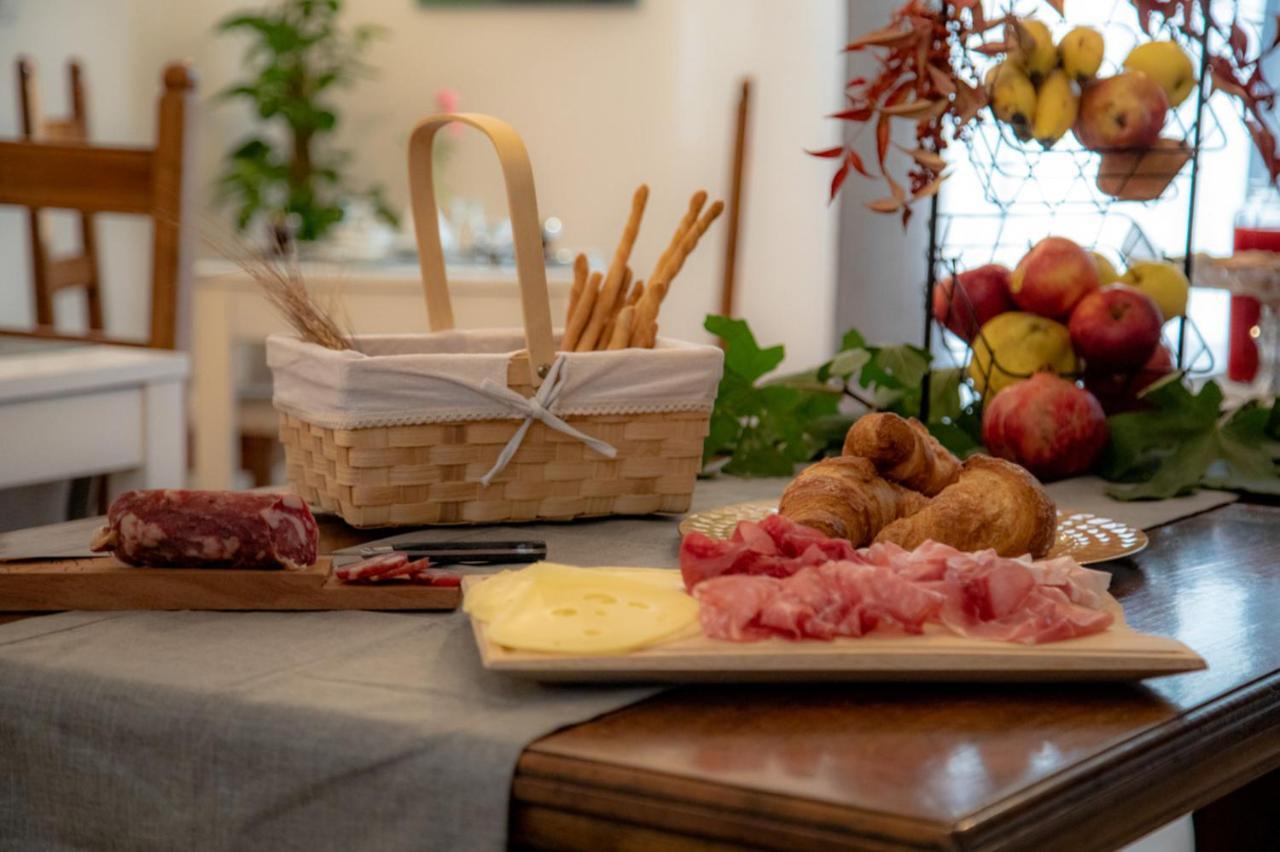 B&B Quattro Stagioni Charme And Wellness Besnate 外观 照片