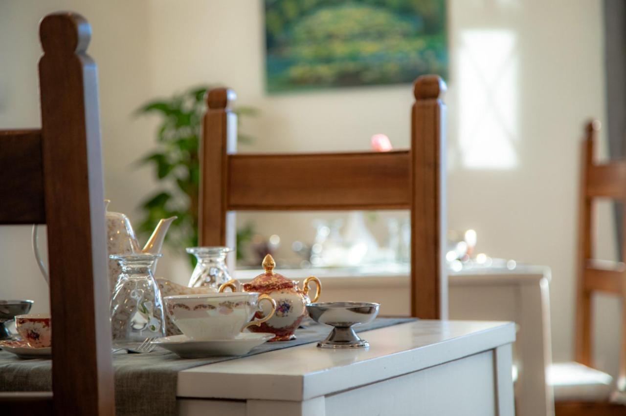 B&B Quattro Stagioni Charme And Wellness Besnate 外观 照片